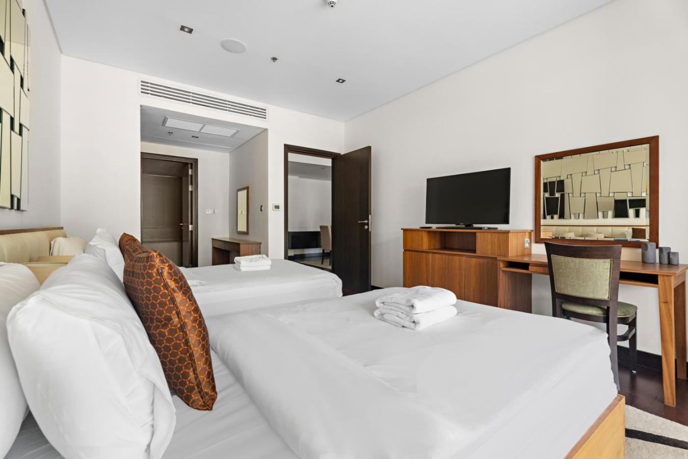 Stonetree - Luxury 2 Bedroom - Access Apartment