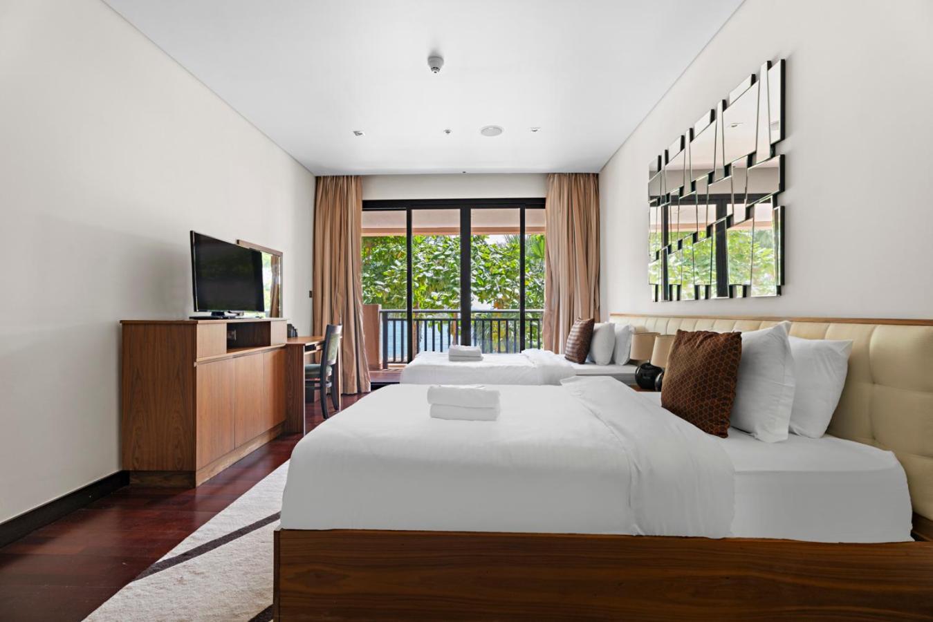 Stonetree - Luxury 2 Bedroom - Access * Dubai